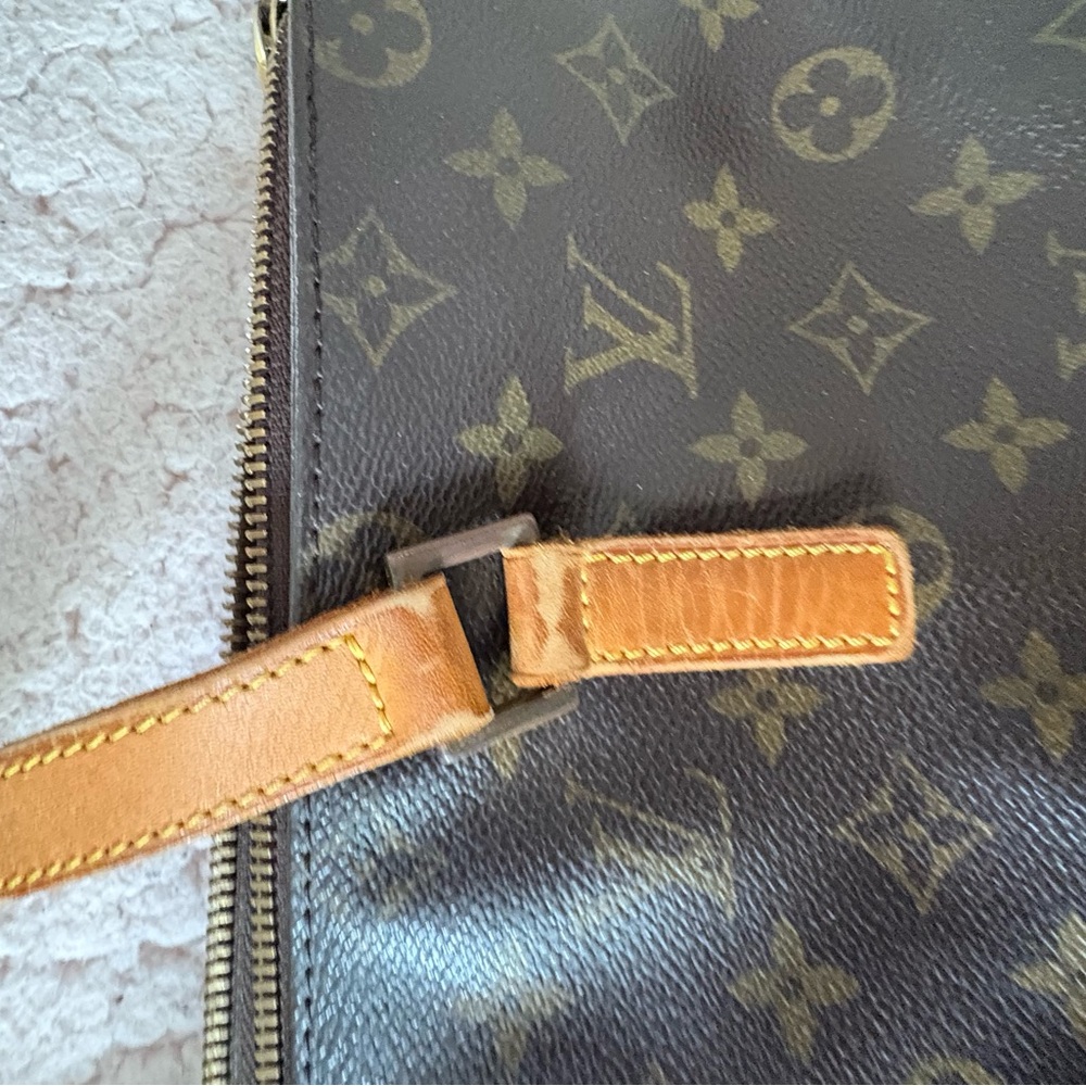Louis Vuitton tote. See pics for call outs - Picture 6 of 12